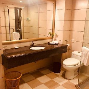Superior King Suite